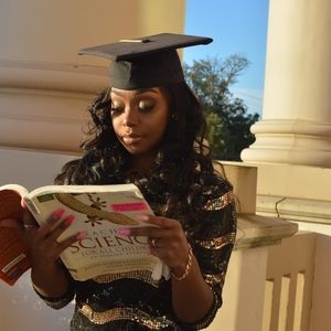 Meet your Posher, Linda